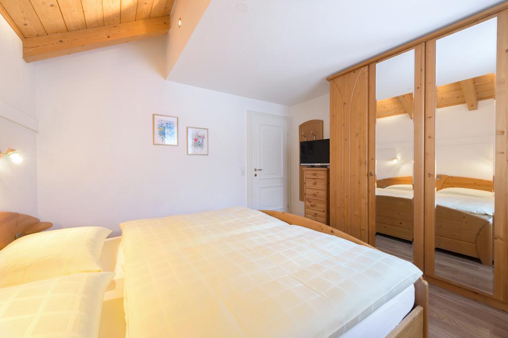 Haus Meneweger Apartman Flachau Kültér fotó