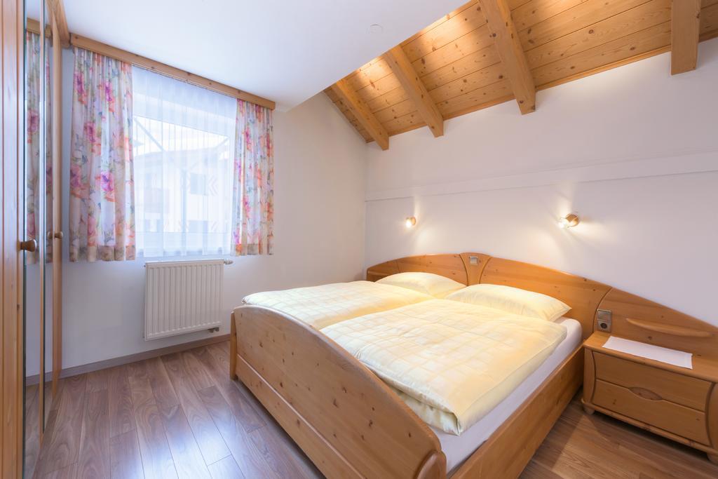 Haus Meneweger Apartman Flachau Kültér fotó