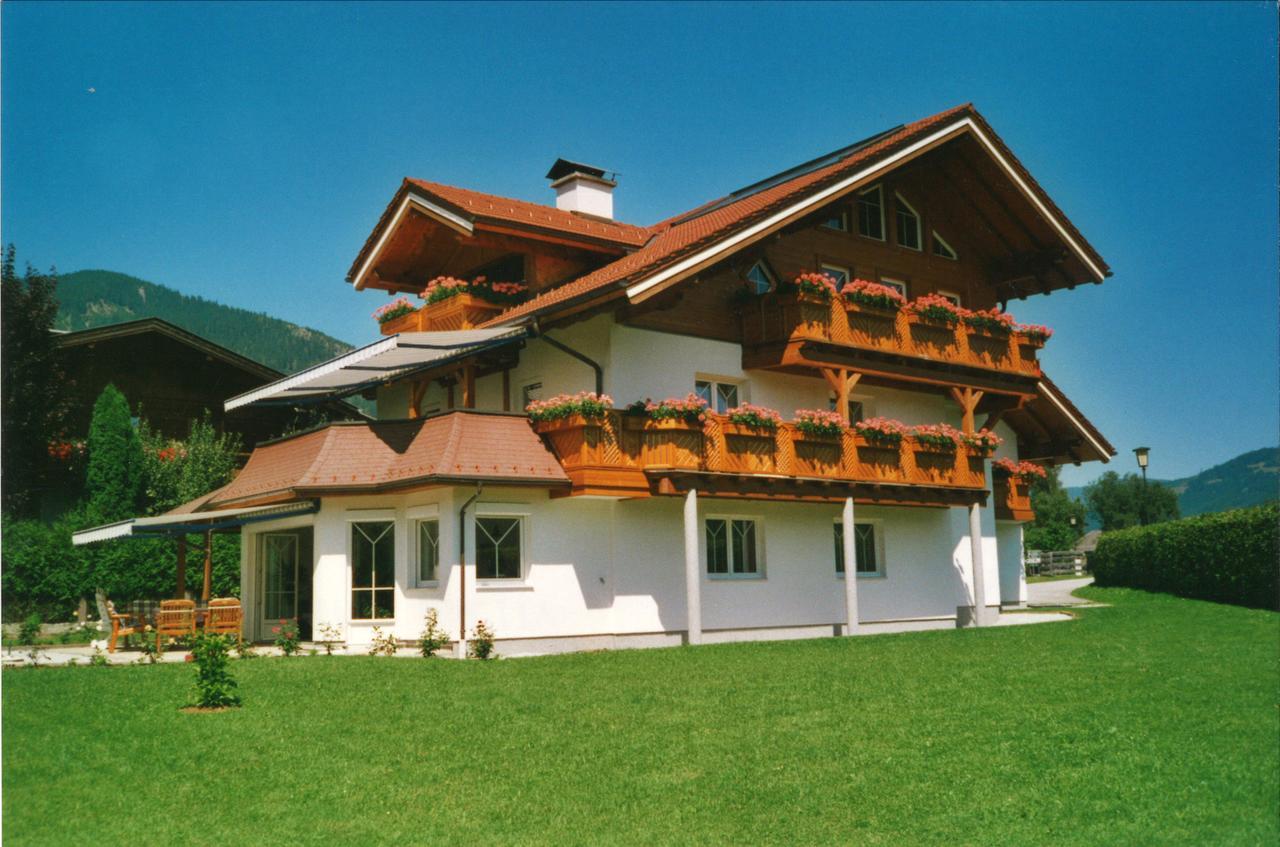 Haus Meneweger Apartman Flachau Kültér fotó